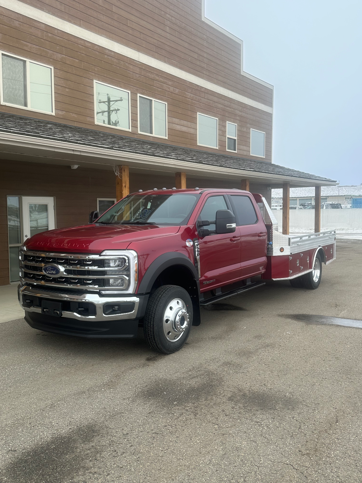 2026 FORD F-550 Lariat